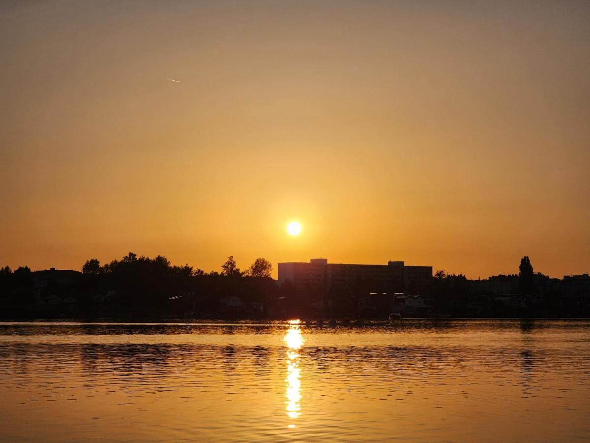 - Modern New Apartment, Old Danube Viena